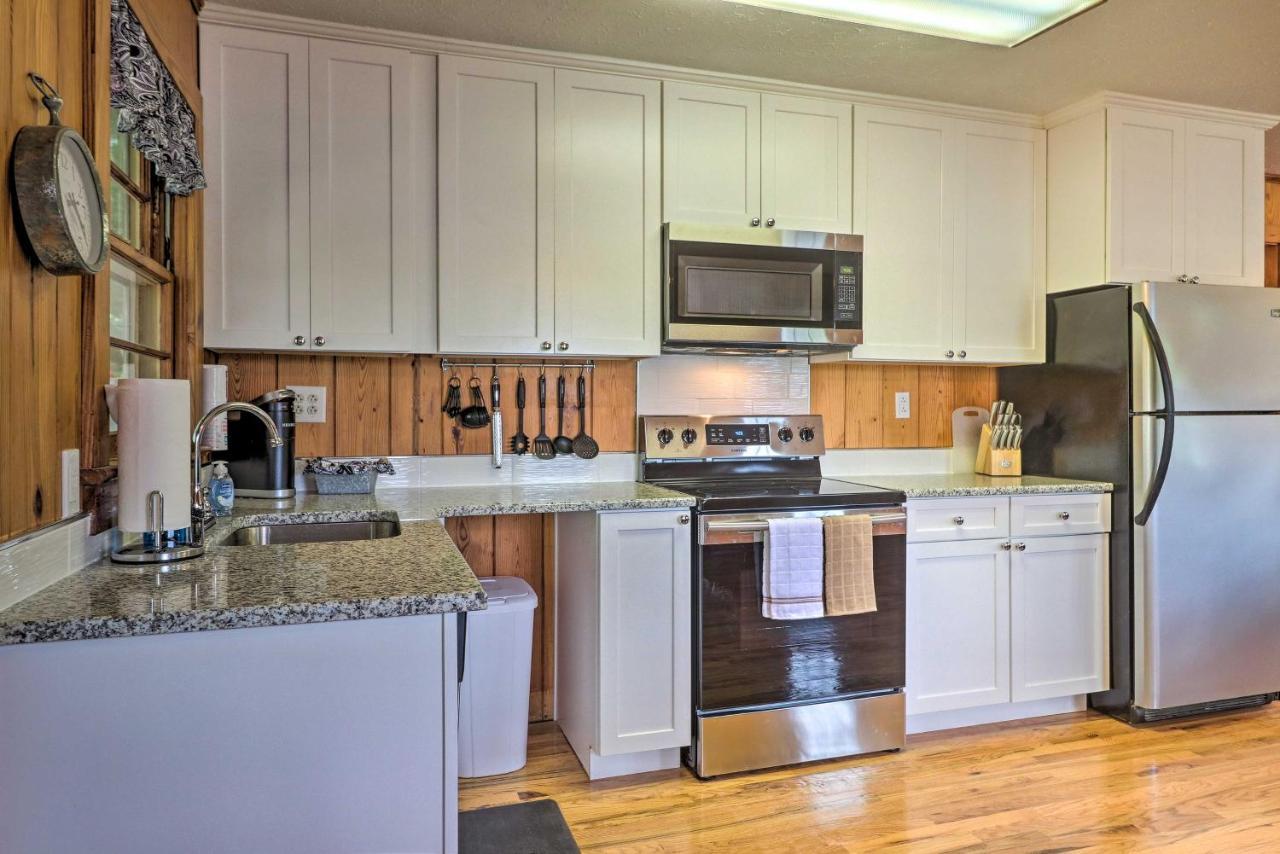 Waterfront Lake Martin Home With Grill And Beach! Eclectic Luaran gambar